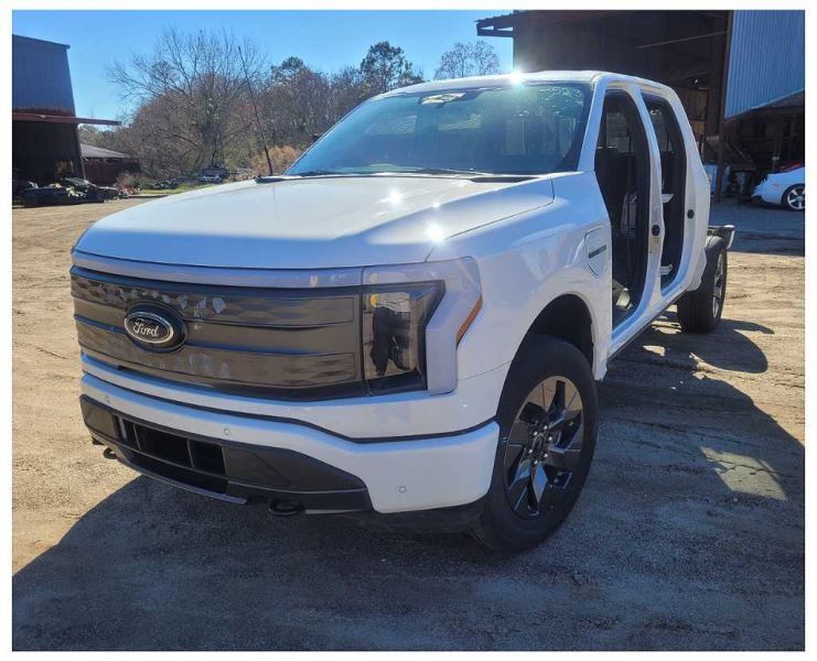 2022 Ford F150 F-150 Lightning Truck Outer Lower Engine Cover Splash Shield 2523 - The Parts Farm