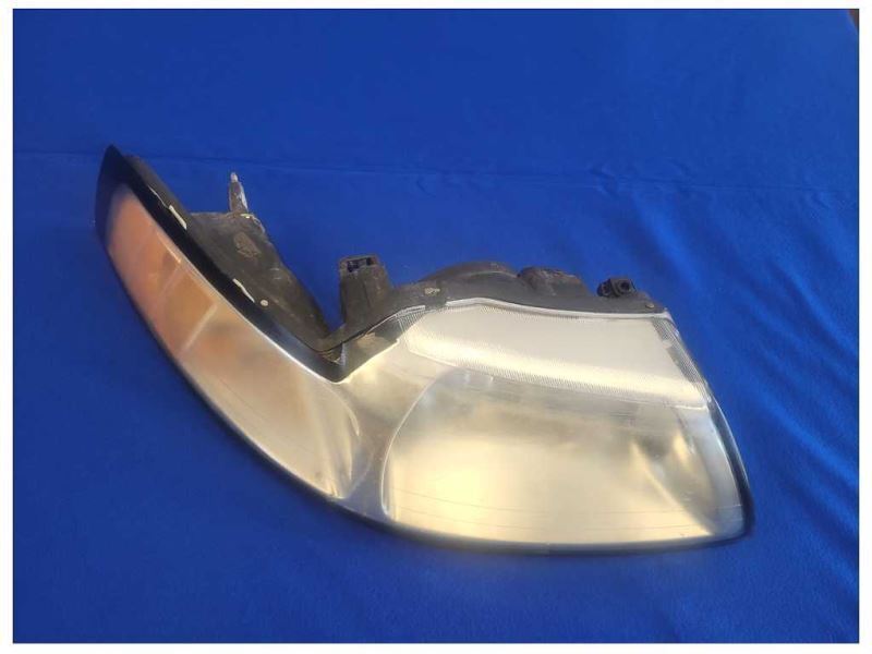 1999-2004 Ford Mustang Cobra SVT DOHC Passenger Front Headlight Lamp *Fade* 2570 - The Parts Farm