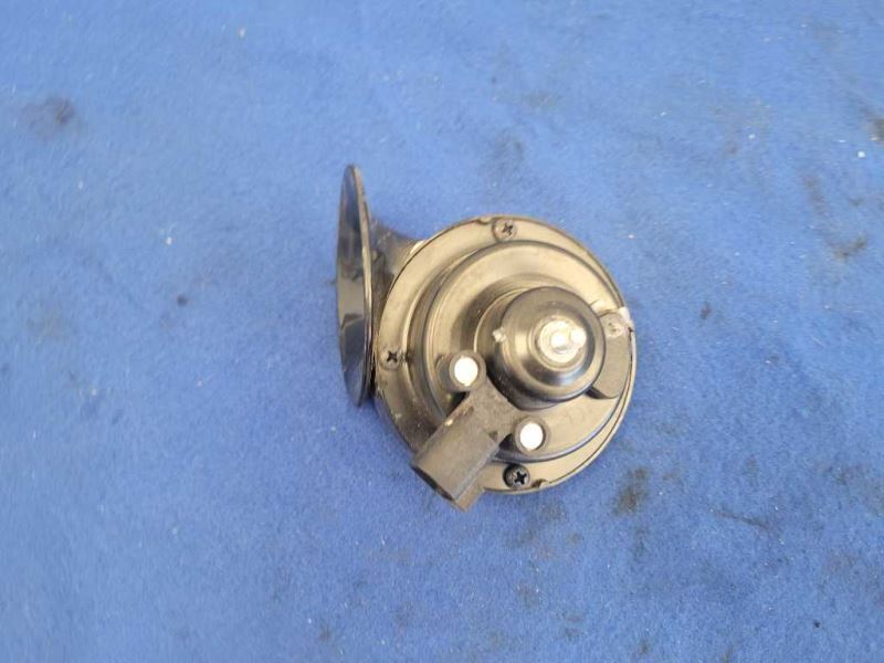 2017-2021 Tesla Model 3 Long Range Dual Motor Horn Sound Emergency Noise 2139 - The Parts Farm