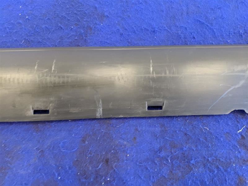 2005-2009 Ford Mustang GT Passenger Right RH Rocker Panel Moulding NEW TAKE OFF - The Parts Farm