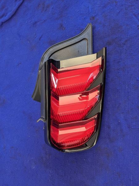2018-2023 Ford Mustang GT S550 Driver Left LH Taillight Lamp Brake Lens OEM - The Parts Farm