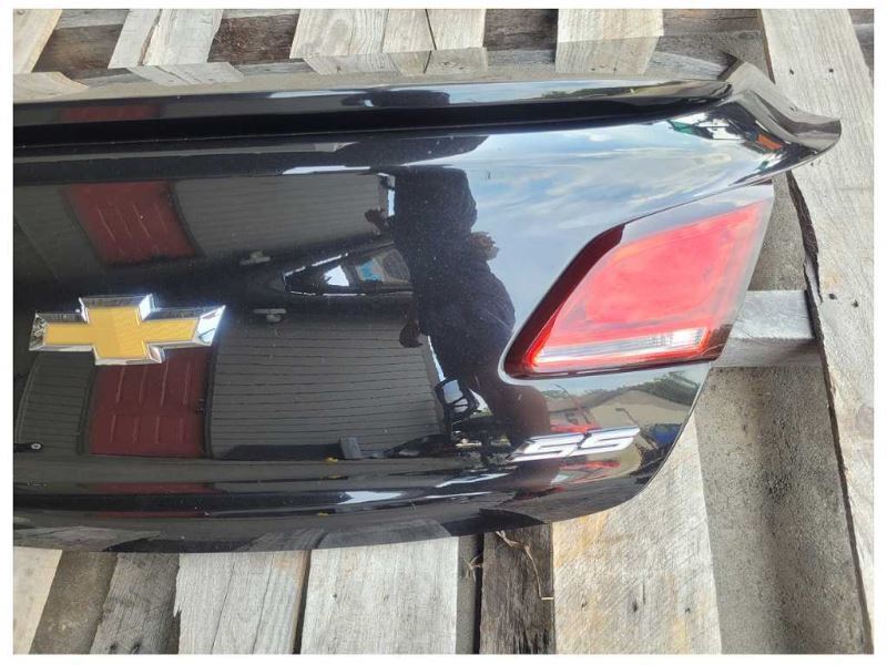 2014-2017 Chevrolet SS 6.2L Sedan Trunk Deck Lid Rear Back Emblem Black 2350 - The Parts Farm