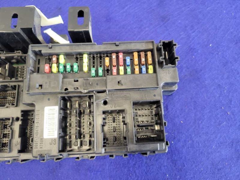 2015-2017 Ford Mustang GT S550 Dash BCM Chassis ECM Multifunction 2389 - The Parts Farm