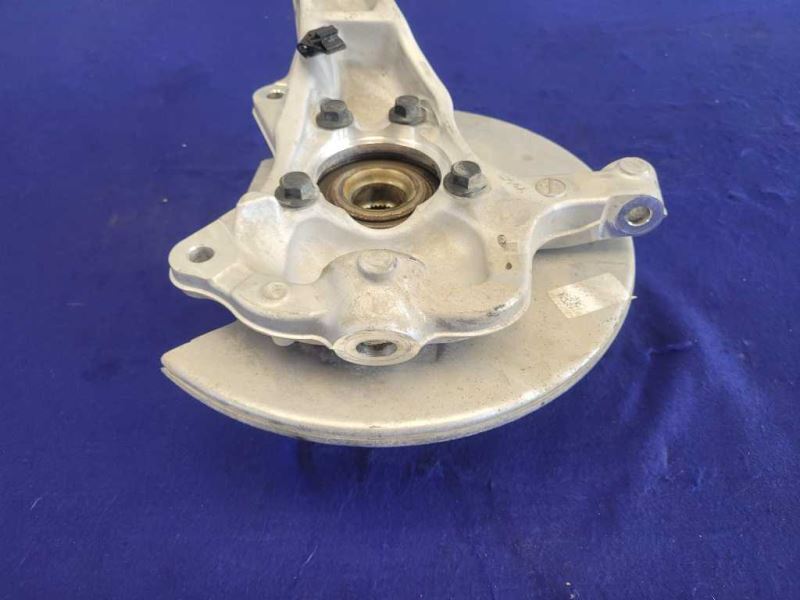 2019-2021 Chevrolet Silverado RST 6.2L 4x4 Driver Front Spindle Knuckle Hub 2099 - The Parts Farm