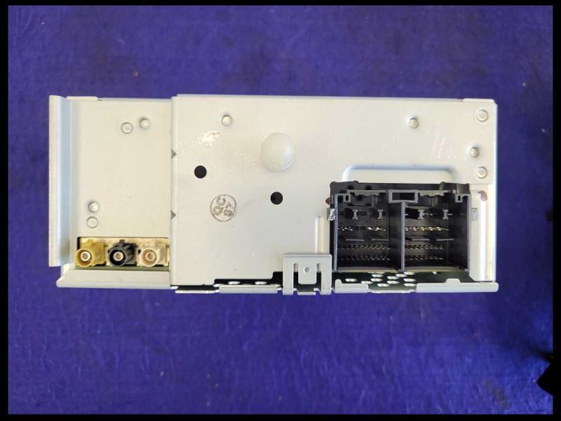 2017-2020 Ford F350 Pickup Truck Super Duty Info GPS TV Screen Front Center - The Parts Farm