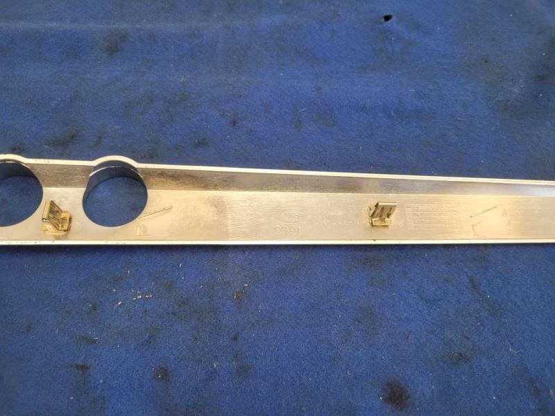 2003-2006 Chevrolet SSR Pickup Truck Dash Trim Kit Panel Vent 2432 - The Parts Farm