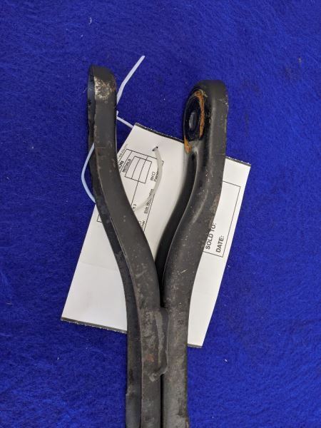 2010-2015 Chevrolet Camaro SS Lower Trailing Arm Control Suspension Rubber OEM