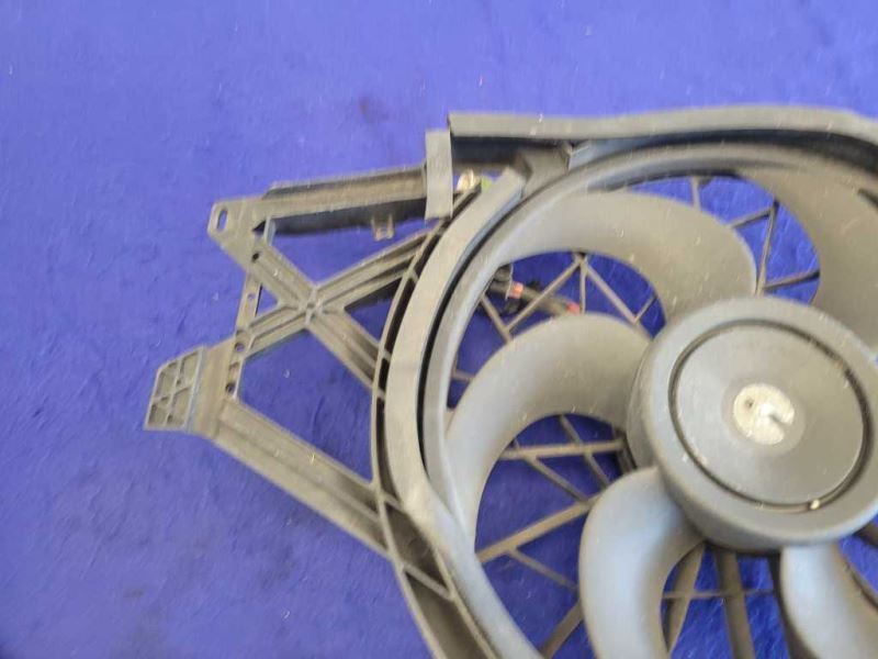 1999-2001 Ford Mustang Cobra SVT DOHC 4.6L Fan Cooling Front Engine 2276 - The Parts Farm