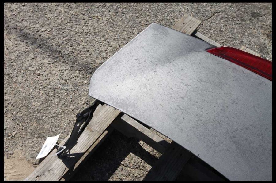 2008-2010 Cadillac CTS-V OEM Trunk Deck Lid Third Brake Light - The Parts Farm