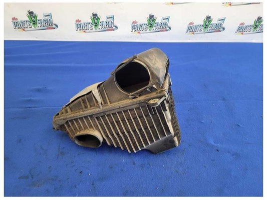 2004-2006 Porsche Cayenne Turbo 4.5L Cold Air Box Lid Cover Front 2137