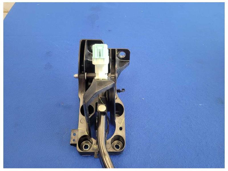 2018-2023 Ford Mustang GT S550 Brake Pedal Assembly A/T Auto Transmission 2577 - The Parts Farm