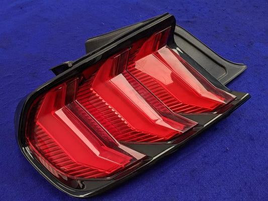 2018-2023 Ford Mustang GT S550 Driver Left LH Tail Light Lamp Brake Lens OEM