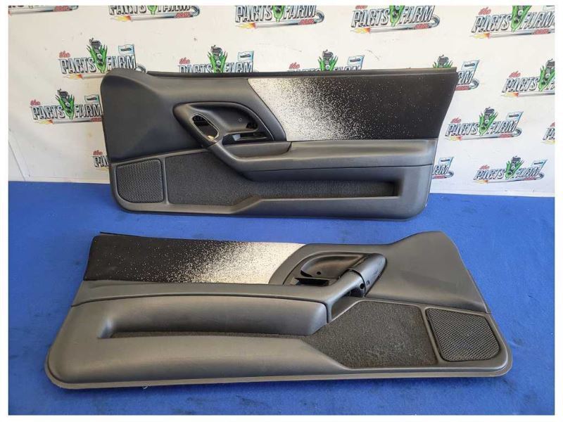 1993 Chevrolet Camaro Z28 Coupe Pair Door Panels Card Handle Bezel