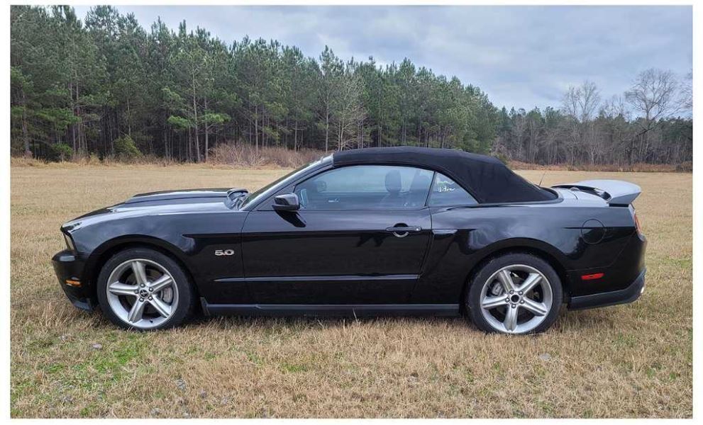 2010-2012 Ford Mustang GT Passenger Convertible Front Door Shell Paint UA 2307 - The Parts Farm