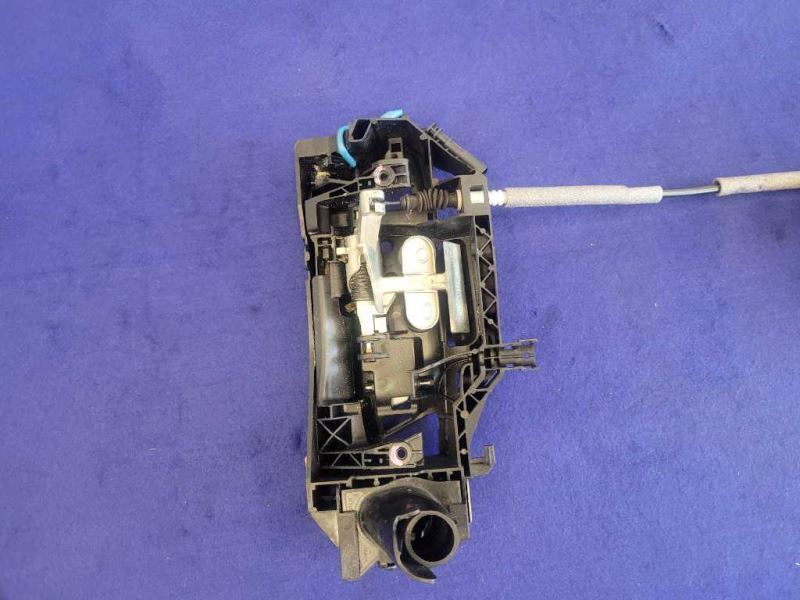 2017 Porsche 911 Turbo 991 Driver Coupe Inner Door Latch 2421 - The Parts Farm