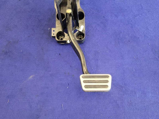 2015-2017 Ford Mustang GT S550 Pedal Box Cage Brake Automatic 2389