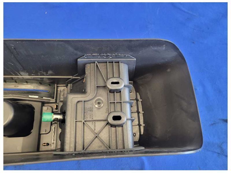 2005-2009 Ford Mustang GT 4.6L Coupe Center Console Auto A/T Transmission 2585 - The Parts Farm