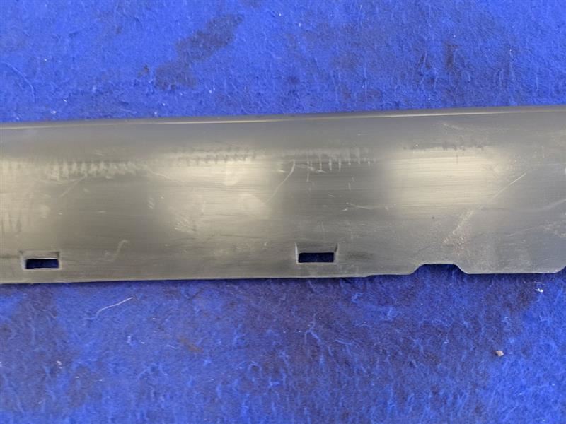 2005-2009 Ford Mustang GT Passenger Right RH Rocker Panel Moulding NEW TAKE OFF - The Parts Farm