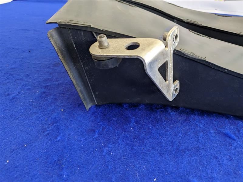 2014 Audi R8 V10 Plus Coupe Driver Left Brake Air Duct Oil Cooler 2136 - The Parts Farm