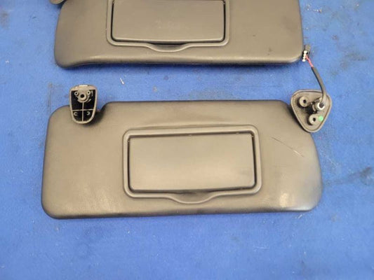 2003-2006 Chevrolet SSR Pickup Truck Front Pair Sun Visors Shade 2432