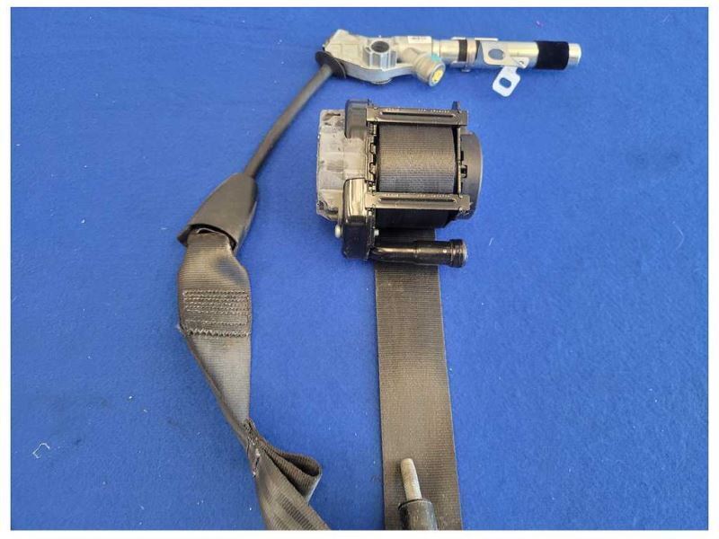 2018-2023 Ford Mustang GT S550 Coupe Passenger Seat Belt Retractor Front 2574 - The Parts Farm