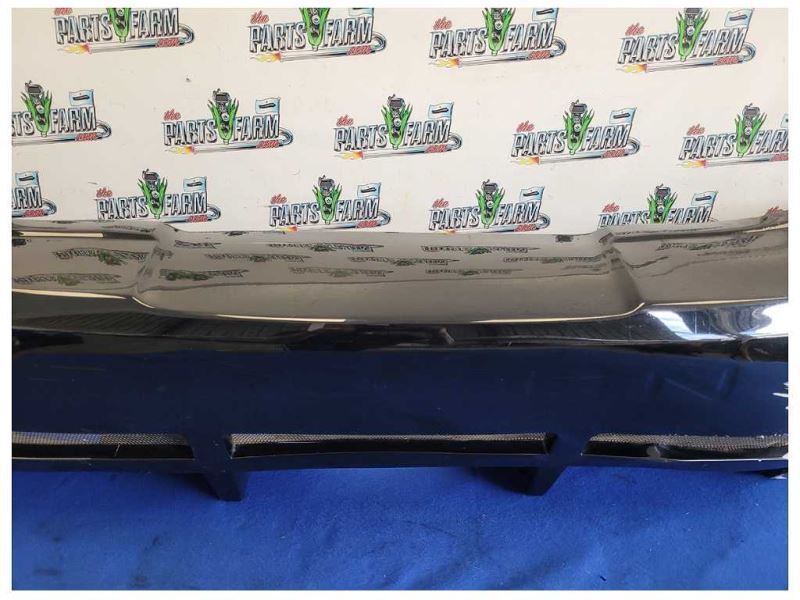 1999-2004 Ford Mustang GT Saleen Rear Bumper Cover Center Exhaust *Damage* 2556 - The Parts Farm