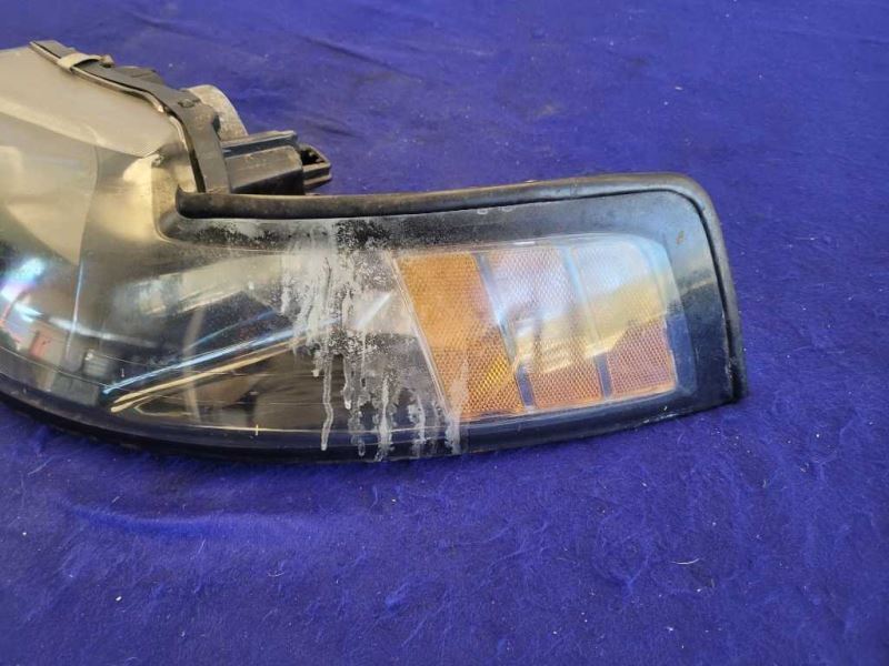 1999-2004 Ford Mustang Cobra SVT DOHC 4.6L Driver Front Headlight Lamp 2276 - The Parts Farm