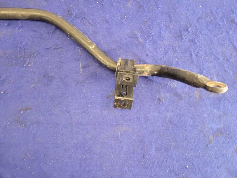 2003-2004 Ford Mustang Cobra SVT DOHC 4.6 Front Sway Stabilizer Bar Support 2260 - The Parts Farm