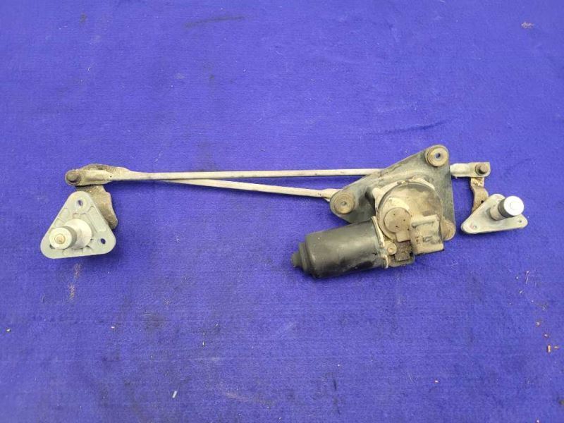 1994-1995 Ford Mustang Cobra GT Motor Linkage Wiper Windshield Arm - The Parts Farm