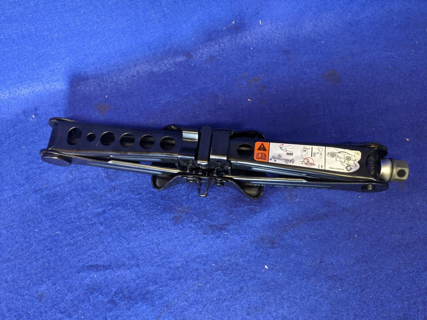 2018-2023 Ford Mustang GT S550 Coupe Convertible Jack Scissor Lug Wrench Kit - The Parts Farm