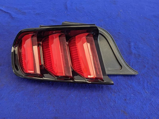 2015-2017 Ford Mustang GT S550 Driver Left LH Taillight Lamp Brake Lens OEM