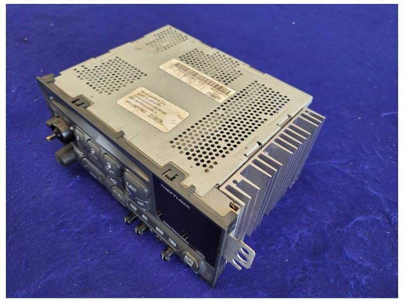 2004 Chevrolet Corvette Z06 FRC Audio Radio AM FM Receiver Stereo 2082 - The Parts Farm