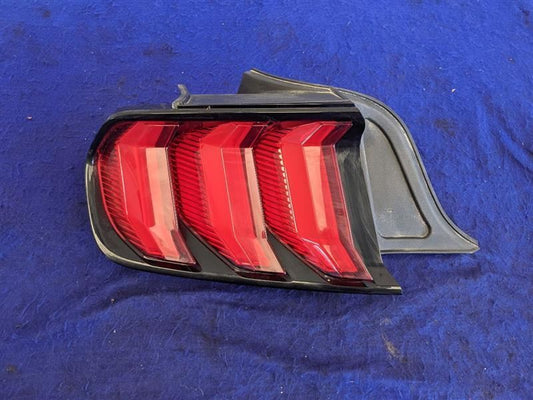 2018-2023 Ford Mustang GT S550 Driver Left LH Tail Light Lamp Brake Lens OEM