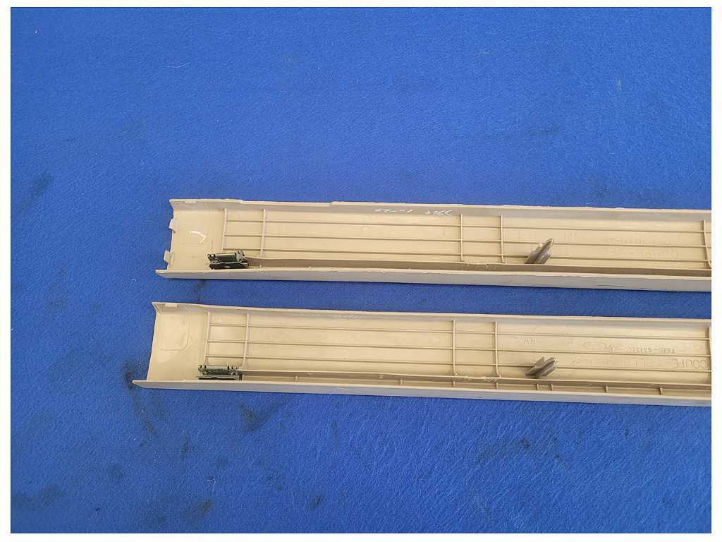 1999-2004 Ford Mustang GT 4.6L Pair Door Sill Scuff Plates Tan 2561 - The Parts Farm