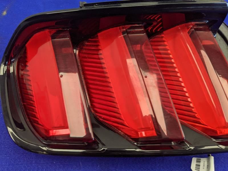 2015-2017 Ford Mustang GT S550 Driver Left LH Taillight Lamp Brake Lens OEM - The Parts Farm