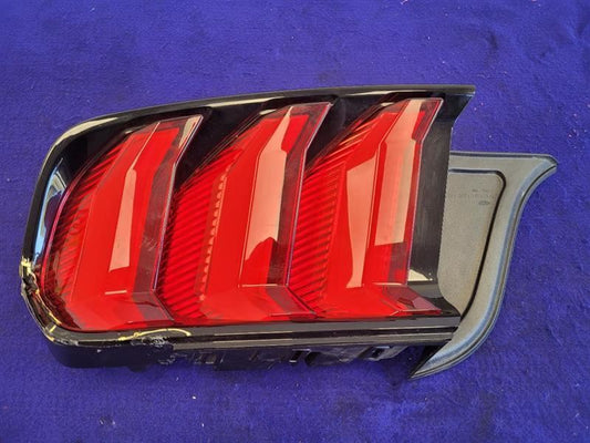 2018-2023 Ford Mustang GT S550 Passenger Right Tail Light Lamp Brake Lens OEM - The Parts Farm