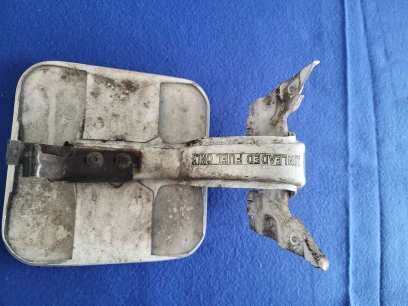 1987-1993 Ford Mustang GT 5.0L Convertible Gas Fuel Door Cap Paint White 2298 - The Parts Farm