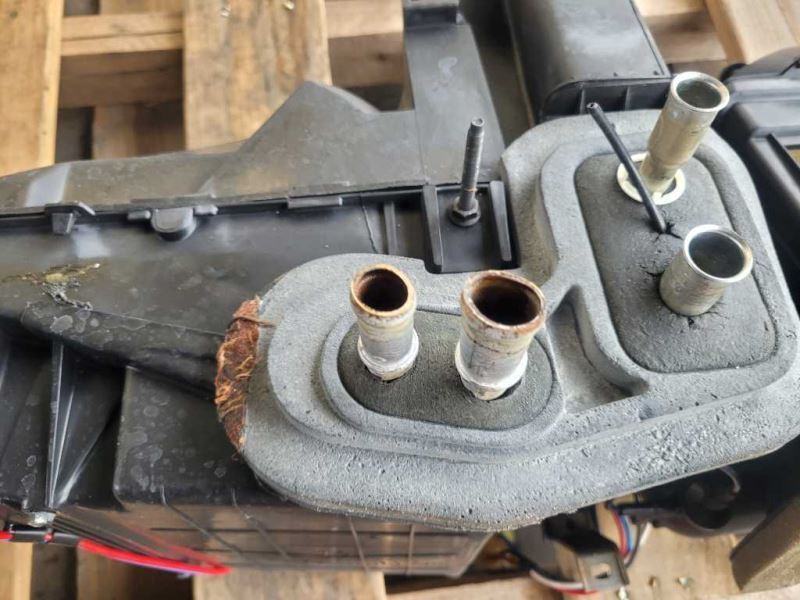 1994-1995 Ford Mustang GT 5.0L Convertible Heater Box Core HVAC Dash 2406 - The Parts Farm