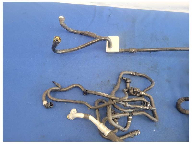 2014 Audi R8 V10 Coupe Assorted Hoses Pipes Rubber 2136 - The Parts Farm