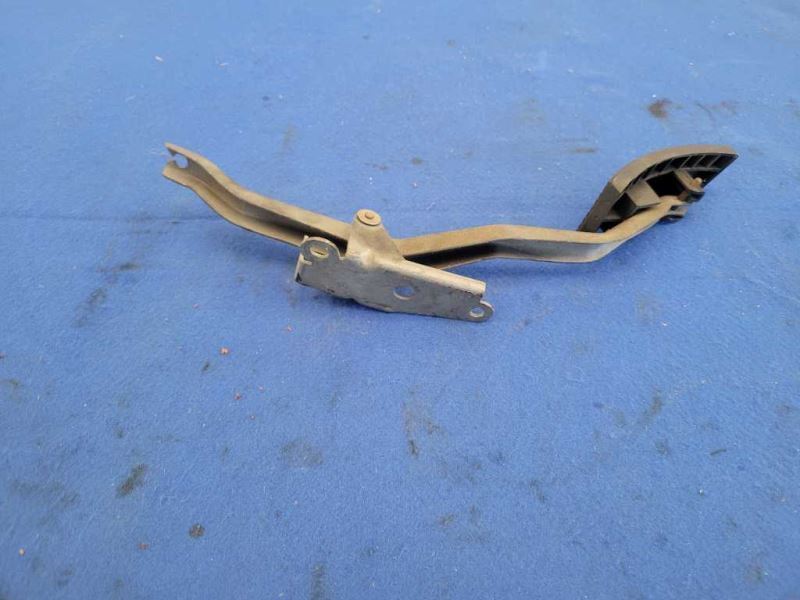 1994-1998 Ford Mustang GT Cobra Gas Pedal Assembly Accelerator Pad 2406 - The Parts Farm