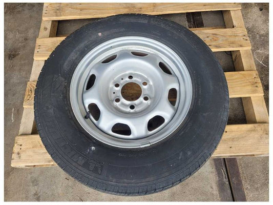 2015-2020 Ford F150 Pickup Truck Wheel 17x7.5 Steel 8 Holes Painted Spare 2358