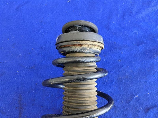 2010-2011 Chevrolet Camaro SS Passenger Right Strut Front Spring Suspension