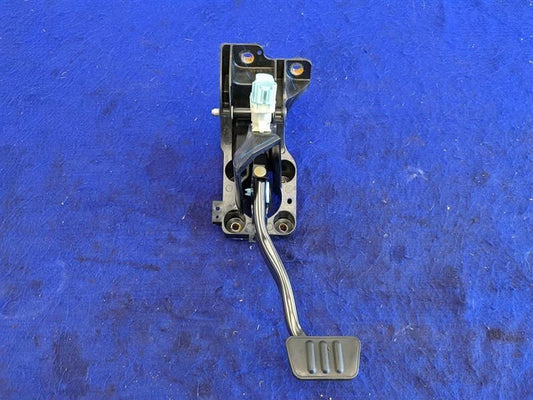 2018-2023 Ford Mustang GT S550 Automatic Pedal Box Brake Pad Cage As - The Parts Farm