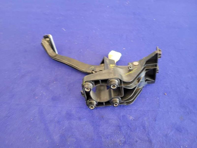 2018-2023 Ford Mustang GT S550 Brake Pedal Assembly A/T Auto Trans 2348 - The Parts Farm
