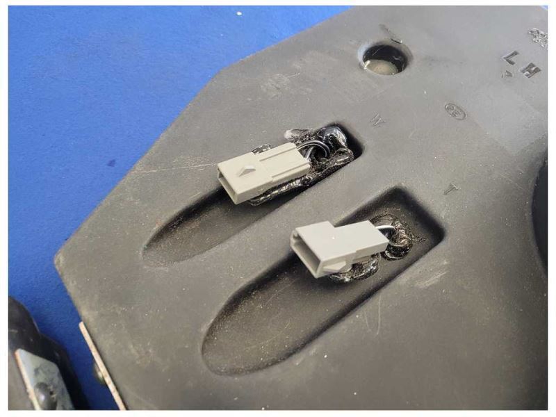 1994-1995 Mustang GT Cobra Convertible Rear Speaker Box Driver Passenger 2526 - The Parts Farm