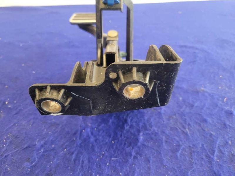 2015-2017 Ford Mustang GT S550 Automatic Pedal Box Brake Pad Assembly 2408 - The Parts Farm