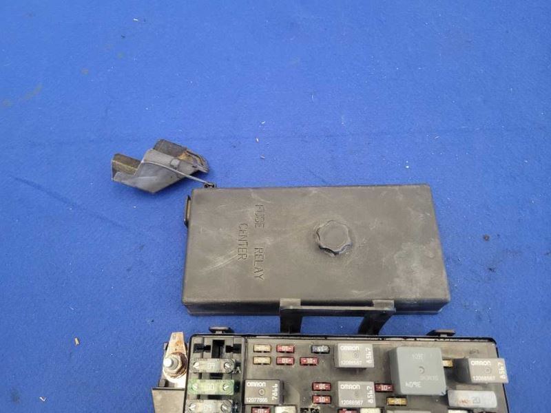 2001 Chevrolet Corvette Z06 FRC Under Dash Fuse Box Power Distribution 2066 - The Parts Farm