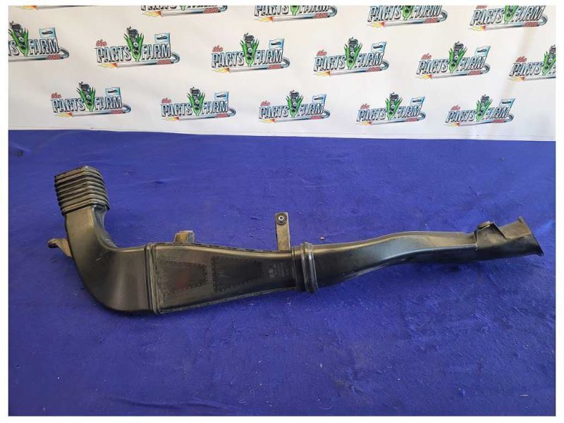 2011-2015 Audi R8 V10 Coupe Passenger RH Air Intake Tubes Ducts Rear 2136 - The Parts Farm