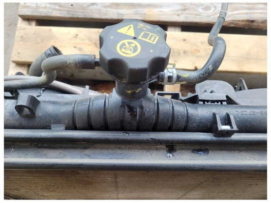 2010-2015 Chevrolet Camaro SS Radiator Fan Cooling Engine Front Blade 2554