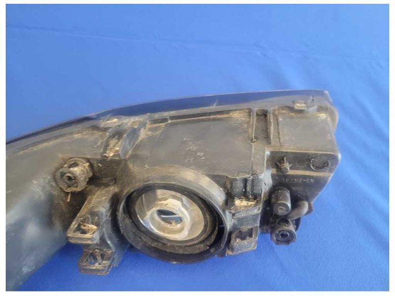 1999-2004 Ford Mustang Cobra SVT DOHC Passenger Front Headlight Lamp *Fade* 2570 - The Parts Farm